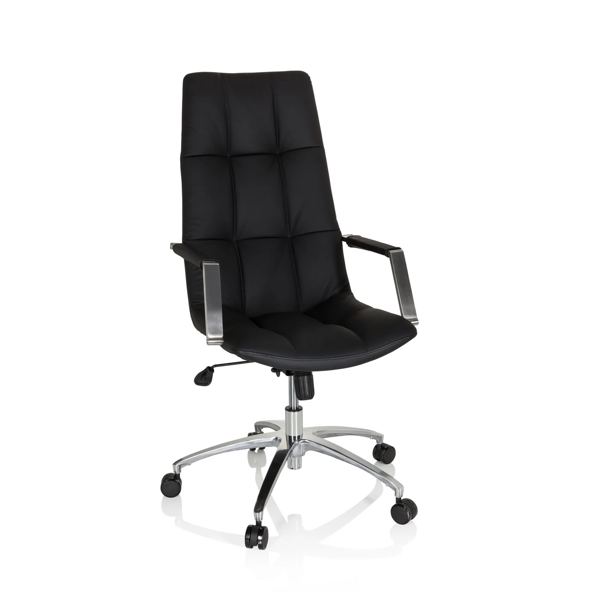 Schwarzer Homeoffice Chefsessel SARANTO PRO aus Leder mit glänzendem Fußkreuz mit fünf Rollen von hjh OFFICE – 360-Grad-Ansicht (Frontansicht 19°)