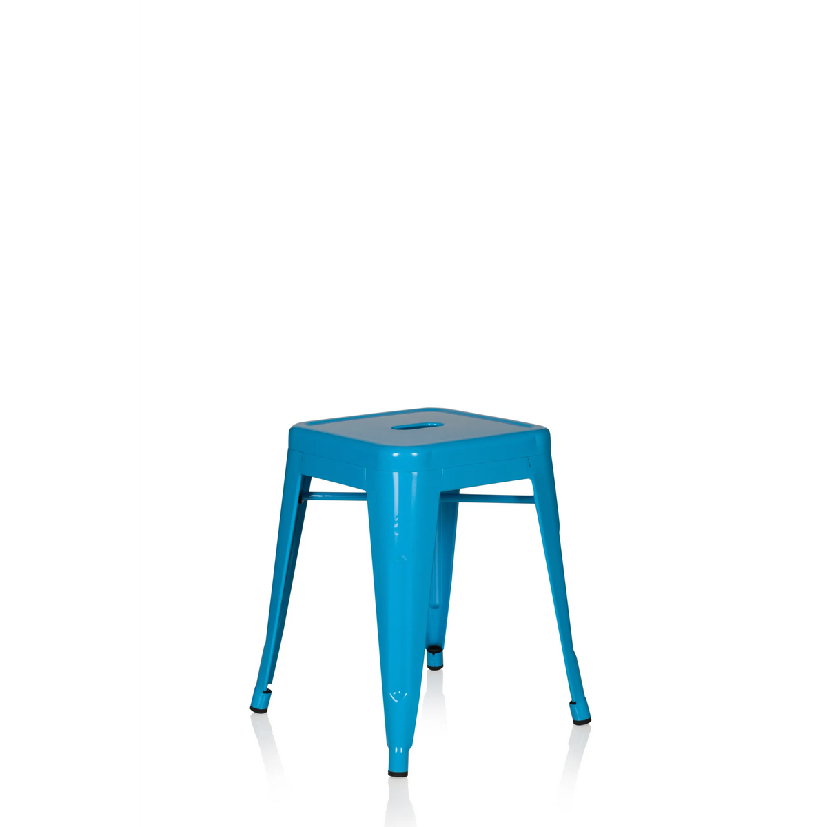 Hellblauer Bistrohocker VANTAGGIO mit quadratischer Sitzfläche und Verstrebungen von hjh OFFICE – 360-Grad-Ansicht (schräge Frontansicht 40°)