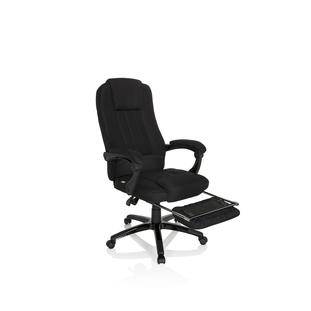 Schwarzer Homeoffice Chefsessel RELAX CL190 mit Armlehnen und Fußkreuz mit fünf Rollen von MyBuero – 360-Grad-Ansicht (schräge Frontansicht 40°)