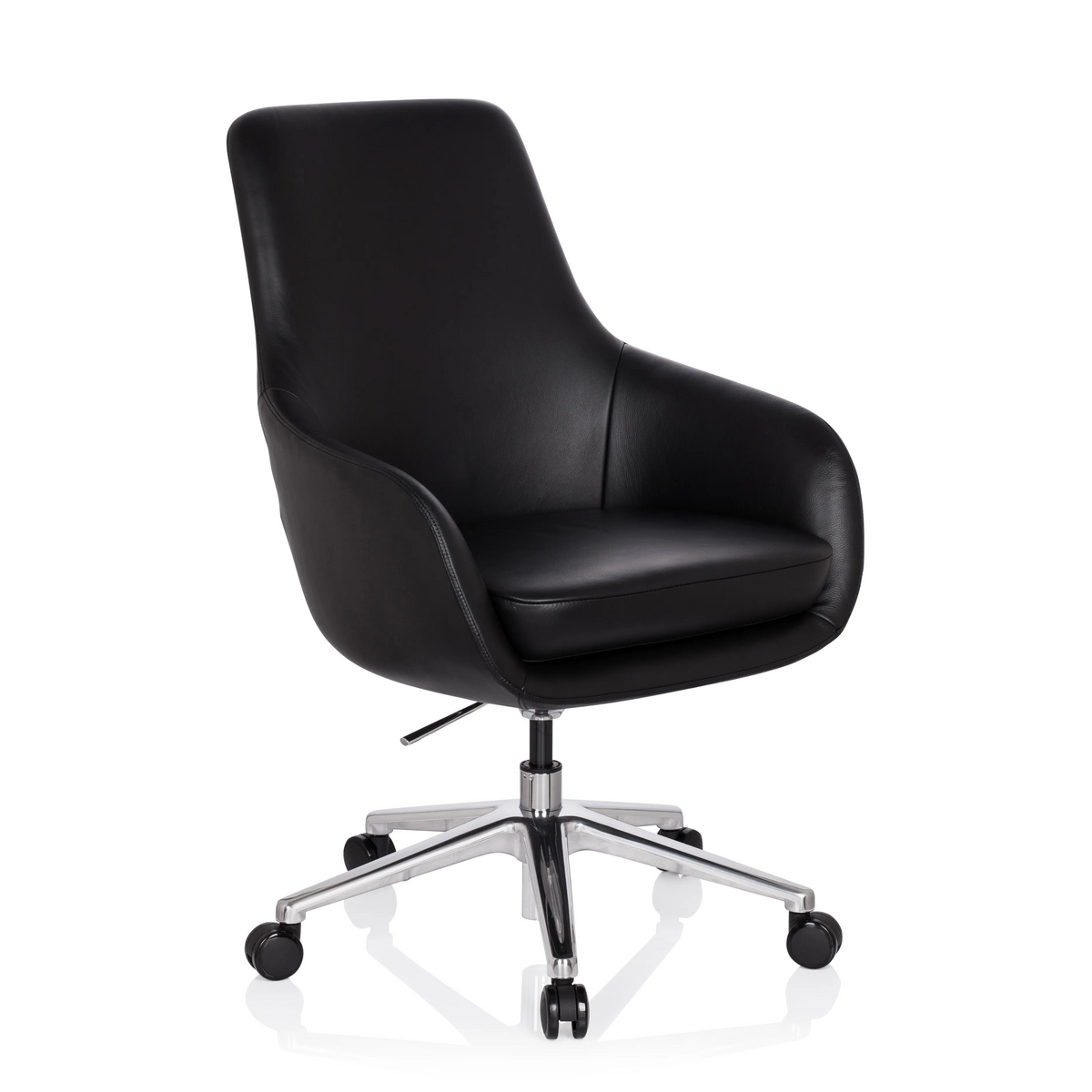 Schwarzer Profi-Chefsessel BARENO mit Lederbezug und einem Fußkreuz mit fünf Rollen von hjh OFFICE – 360-Grad-Ansicht (schräge Frontansicht 40°)
