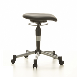 Schwarzer Drehhocker BALANCE 20 mit gepolsterter Sitzfläche und Fußkreuz mit fünf Rollen von Topstar – 360-Grad-Ansicht (Seitenprofil 100°)