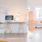 Beige Trennwand FLEXMIUT W mit drei abgerundeten Elementen auf einem weißen Standfuß von hjh OFFICE