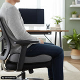 Schwarzes Sitzkissen MEDISIT VI auf einem Bürostuhl von hjh OFFICE (KI-generiertes Bild)