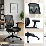 Profi-Bürostuhl Mirou in Schwarz mit Netzrücken, verstellbaren Lehnen und Fußkreuz von hjh OFFICE (KI-generiertes Bild)