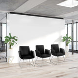 Drei schwarze Polsterstühle DESIGNIA V mit schlanken Metallbeinen in einer hellen Büroumgebung von hjh OFFICE