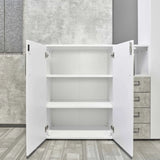 Geöffneter Schrank BETA 9 in Weiß mit zwei Türen und zwei Fachböden von hjh OFFICE PRO