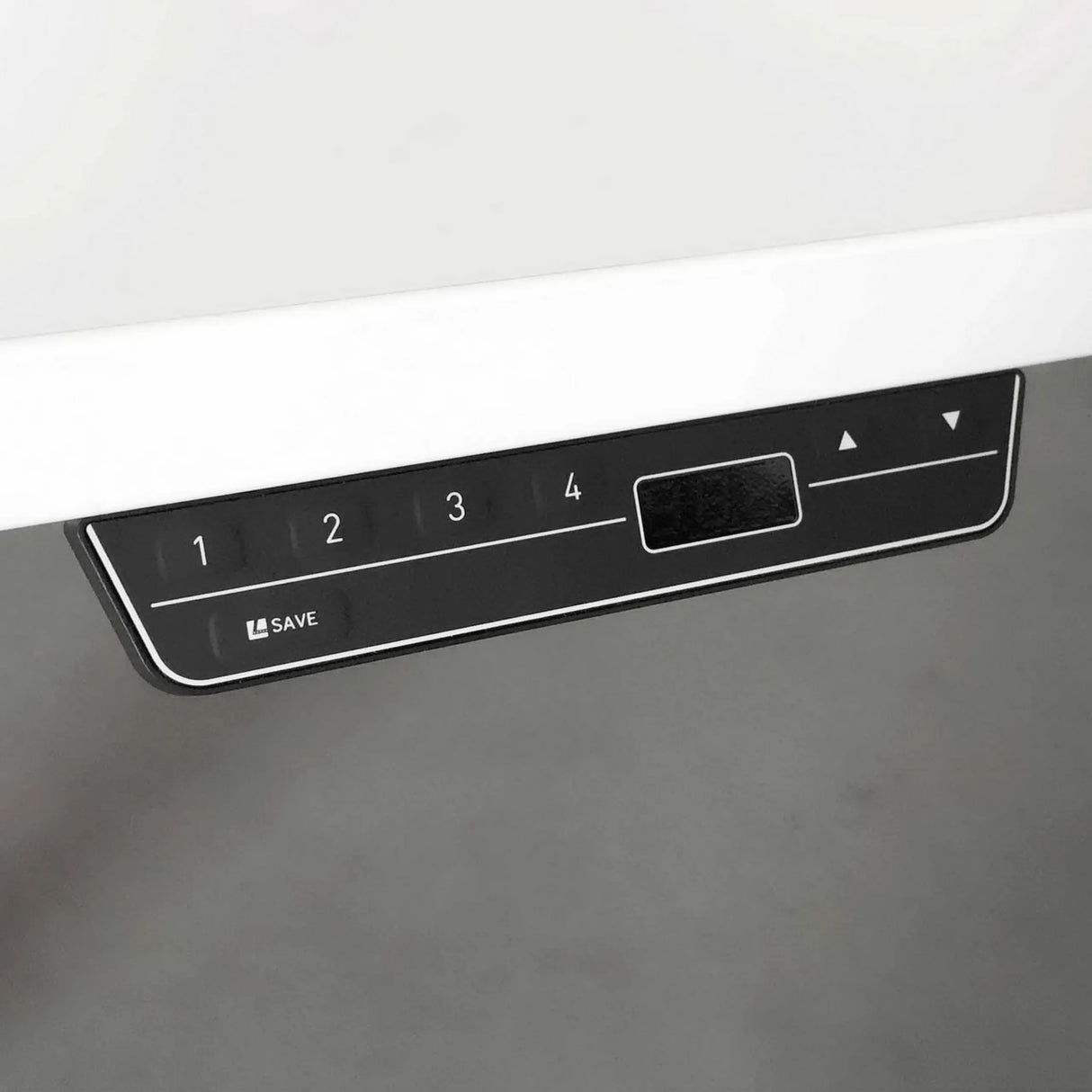 Digitales Bedienfeld mit Speicherfunktionen des elektrisch höhenverstellbaren Schreibtischs XDSM 22 G von hjh OFFICE PRO