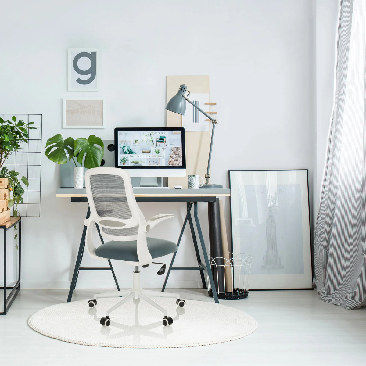 Home-Office-Bürostuhl MIKO W ECO in Grau mit Netzrückenlehne und weißen Armlehnen von hjh OFFICE