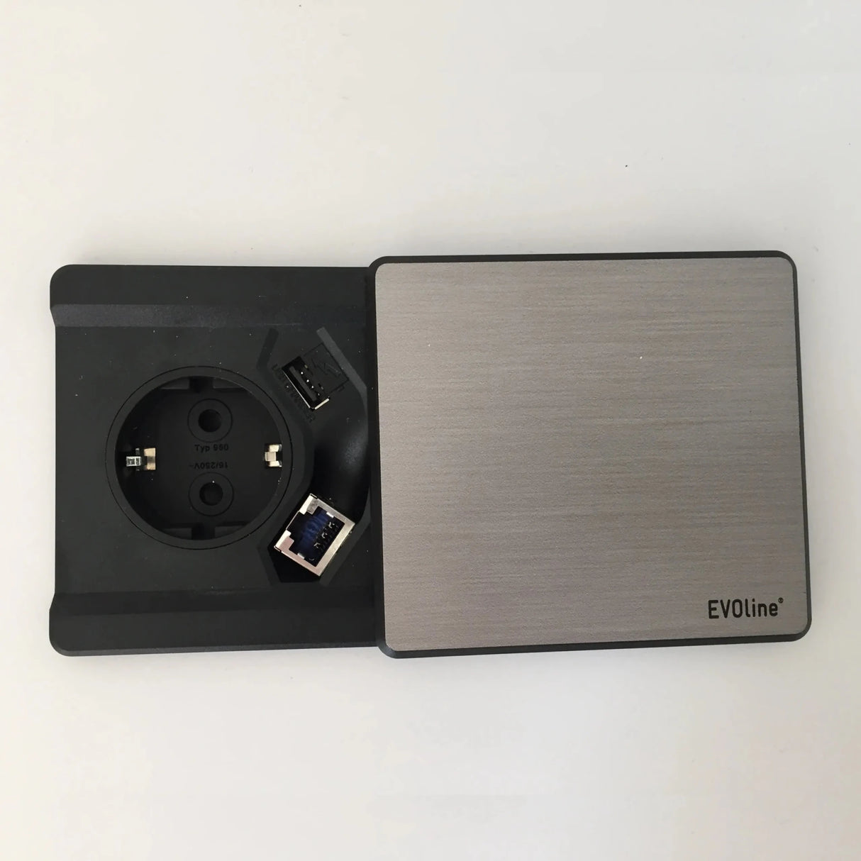 ELDO801 | Steckdosenleiste (inkl. Fräsung) | 1 x Steckdose | 1 x USB | 1 x RJ45 - Zubehör