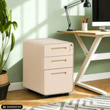 Beiger Rollcontainer COLOR PLUS I aus Metall mit drei Schubladen und Rollen von hjh OFFICE (KI-generiertes Bild)