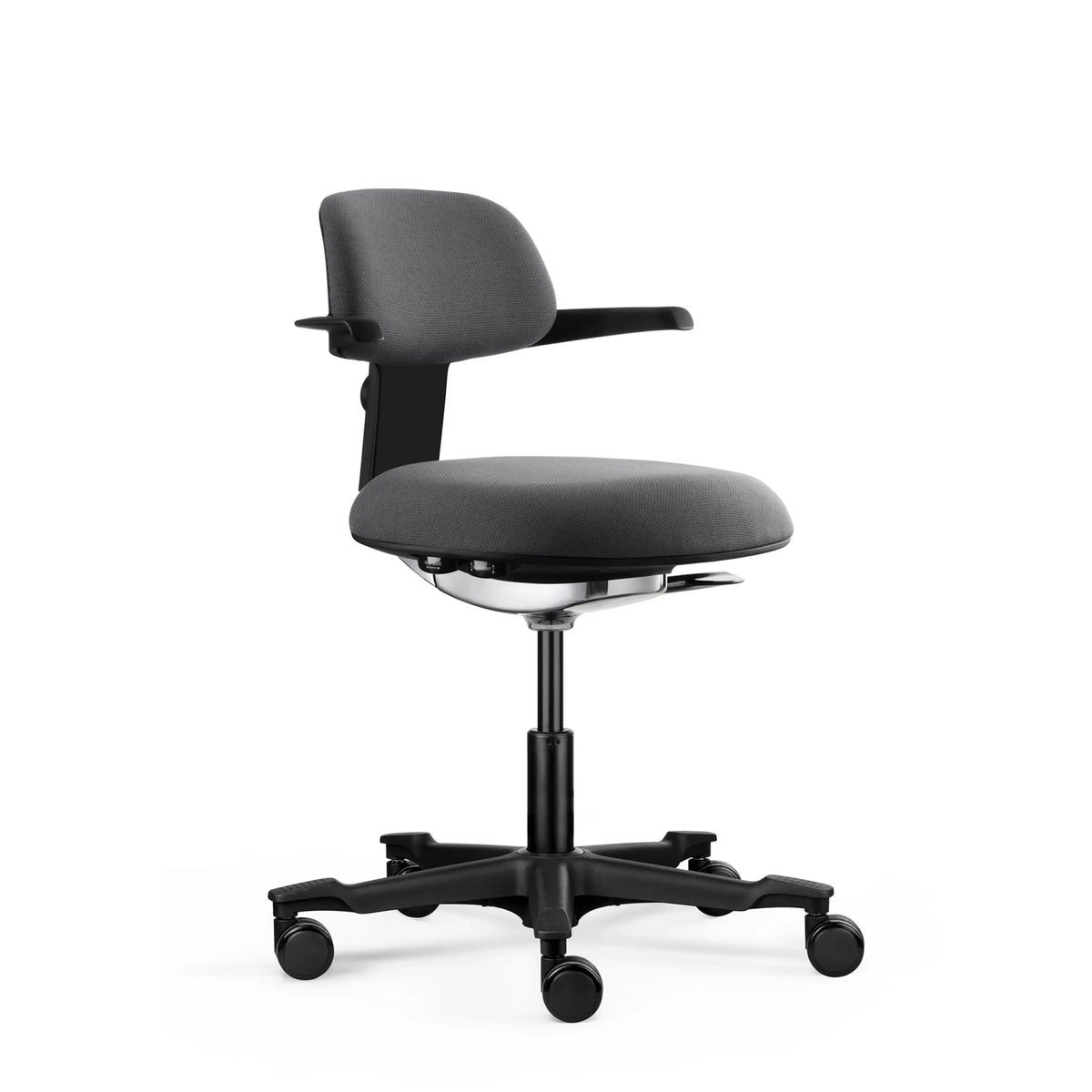 Dunkelgrauer Arbeitsstuhl WORK 40 mit Armlehnen und fünf Rollen von hjh OFFICE